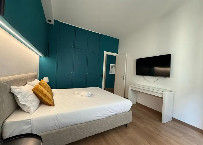 Guesthost - Ponte Vecchio Charming Nest Florencja